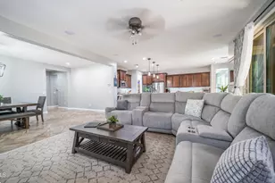 10533 E Kinetic Dr, Mesa, AZ 85212 - Photo 19