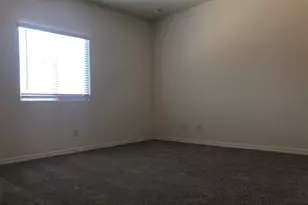 162 W Seven Seas Dr, Casa Grande, AZ 85122 - Photo 9