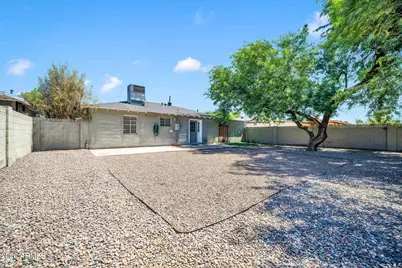 2221 W Clarendon Avenue W, Phoenix, AZ 85015 - Photo 15