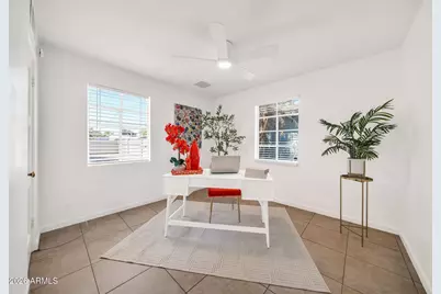 2221 W Clarendon Avenue W, Phoenix, AZ 85015 - Photo 13