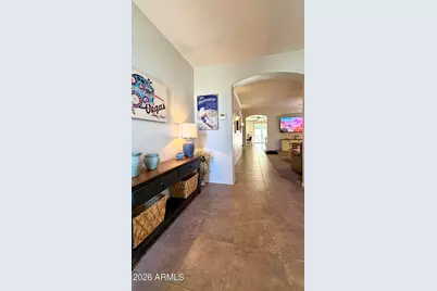 7576 W Betty Elyse Lane, Peoria, AZ 85382 - Photo 3