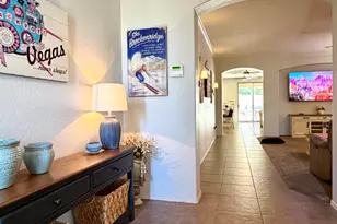 7576 W Betty Elyse Ln, Peoria, AZ 85382 - Photo 3