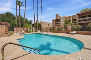 8651 E Royal Palm Rd, Scottsdale, AZ 85258 - Photo 15