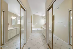 10622 W Mohawk Ln, Peoria, AZ 85382 - Photo 15