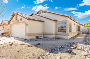 10622 W Mohawk Ln, Peoria, AZ 85382 - Photo 1