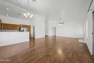 25 W Sequoia Dr, Phoenix, AZ 85027 - Photo 9