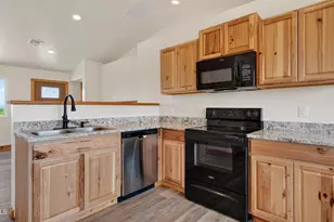 7923 E Bloomfield Rd, Hereford, AZ 85615 - Photo 19