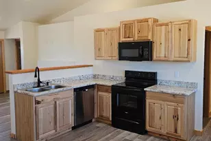 7923 E Bloomfield Rd, Hereford, AZ 85615 - Photo 9