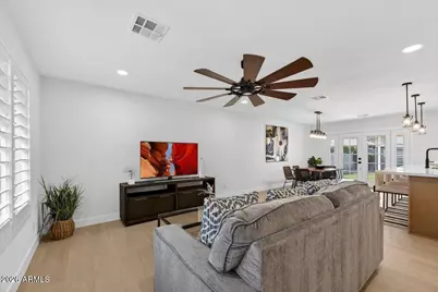 8713 E Sage Drive, Scottsdale, AZ 85250 - Photo 15