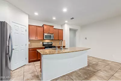 1019 W Spur Drive, Phoenix, AZ 85085 - Photo 9