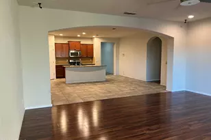 1019 W Spur Dr, Phoenix, AZ 85085 - Photo 13