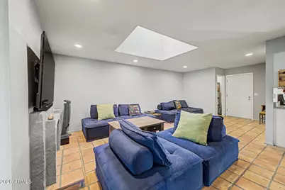 3821 E Wethersfield Road, Phoenix, AZ 85032 - Photo 9