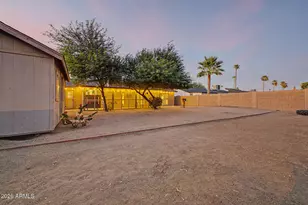 3821 E Wethersfield Rd, Phoenix, AZ 85032 - Photo 25