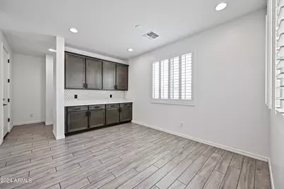 13360 W Briles Road, Peoria, AZ 85383 - Photo 15