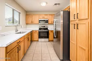 17429 W Watson Ln, Surprise, AZ 85388 - Photo 13