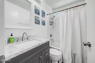 19420 North 8th St, Phoenix, AZ 85024 - Photo 27