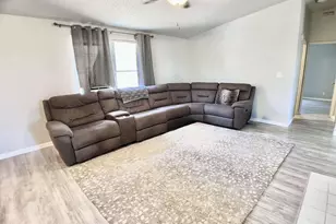 19200 E Saguaro Dr, Black Canyon City, AZ 85324 - Photo 7