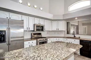 12715 W Cambridge Ave, Avondale, AZ 85392 - Photo 11