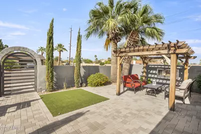 3141 E Sierra Street, Phoenix, AZ 85028 - Photo 9