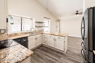 2717 E Dry Creek Rd, Phoenix, AZ 85048 - Photo 19