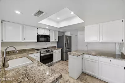 13826 S 41st Place, Phoenix, AZ 85044 - Photo 11