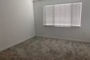 1651 W Paseo Way, Phoenix, AZ 85041 - Photo 17