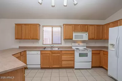 6762 W Del Mar Lane, Peoria, AZ 85381 - Photo 7