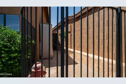 11225 N 11th Place, Phoenix, AZ 85020 - Photo 45