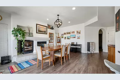 11225 N 11th Place, Phoenix, AZ 85020 - Photo 17