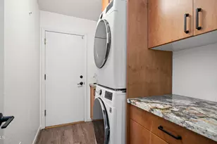 11225 N 11th Pl, Phoenix, AZ 85020 - Photo 35