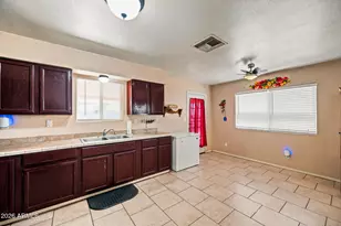 727 W 13th St, Casa Grande, AZ 85122 - Photo 5