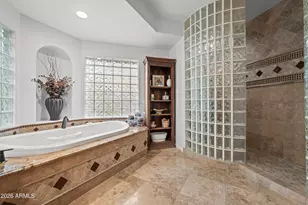10007 N 55th St, Paradise Valley, AZ 85253 - Photo 25
