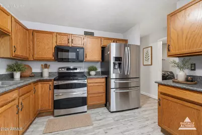 19050 N 30th Place, Phoenix, AZ 85050 - Photo 11