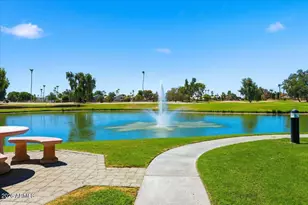 7401 W Arrowhead Clubhouse Dr, Glendale, AZ 85308 - Photo 1