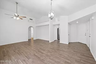 2053 W Columbine Dr, Phoenix, AZ 85029 - Photo 17