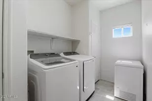 7401 W Arrowhead Clubhouse Dr, Glendale, AZ 85308 - Photo 11