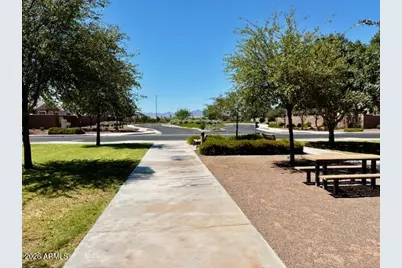 9320 W Meadowbrook Avenue, Phoenix, AZ 85037 - Photo 49