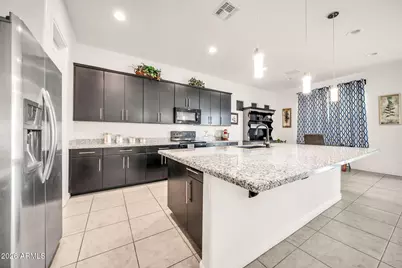 9320 W Meadowbrook Avenue, Phoenix, AZ 85037 - Photo 9