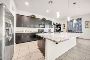 9320 W Meadowbrook Ave, Phoenix, AZ 85037 - Photo 7