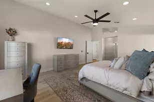 4049 E Vista Dr, Phoenix, AZ 85032 - Photo 11