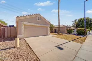 1913 E Marquette Dr, Gilbert, AZ 85234 - Photo 3