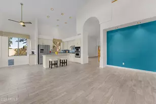 2418 E Glass Ln, Phoenix, AZ 85042 - Photo 23