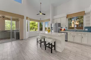 2418 E Glass Ln, Phoenix, AZ 85042 - Photo 13