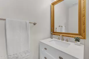 2418 E Glass Ln, Phoenix, AZ 85042 - Photo 23