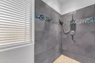 2418 E Glass Ln, Phoenix, AZ 85042 - Photo 39