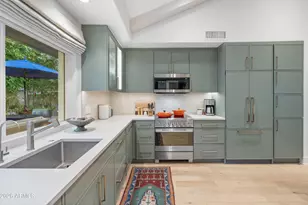 5762 N Scottsdale Rd, Paradise Valley, AZ 85253 - Photo 13