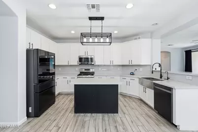 11402 W Alvarado Road, Avondale, AZ 85392 - Photo 17