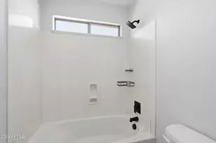 11402 W Alvarado Rd, Avondale, AZ 85392 - Photo 31