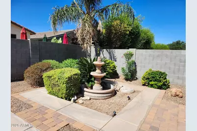 139 W Leatherwood Avenue, Queen Creek, AZ 85140 - Photo 43