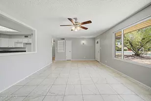 1256 W Devonshire St, Mesa, AZ 85201 - Photo 9